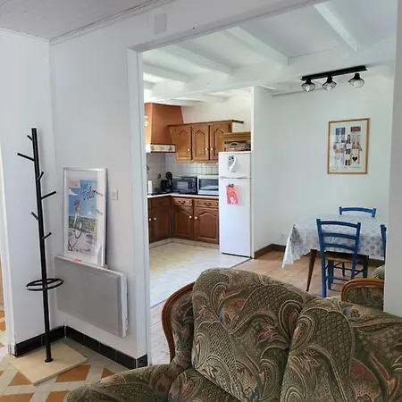 Σπίτι διακοπών La Maison Rouge Paisible Maison De Pays *