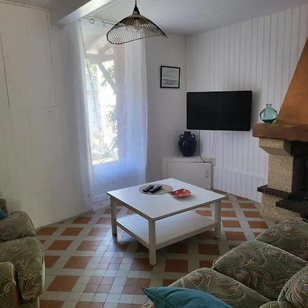 La Maison Rouge Paisible Maison De Pays Σπίτι διακοπών Saujon